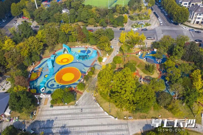 云梅溪智慧銀杏公園俯瞰圖均為長(zhǎng)沙晚報(bào)通訊員田堯江供圖云梅溪智慧銀杏公園俯瞰圖均為長(zhǎng)沙晚報(bào)通訊員田堯江供圖